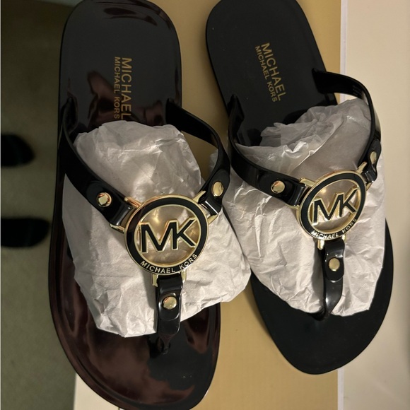 Micheal kors jelly sandals - Picture 4 of 7